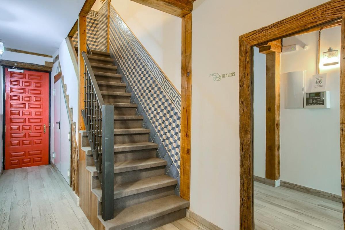 AmazINN Places Noviciado 5 Madrid Exterior foto